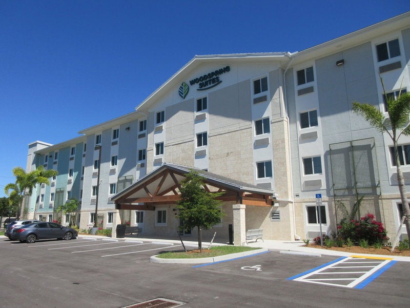 Choice Hotels WoodSpring Suites