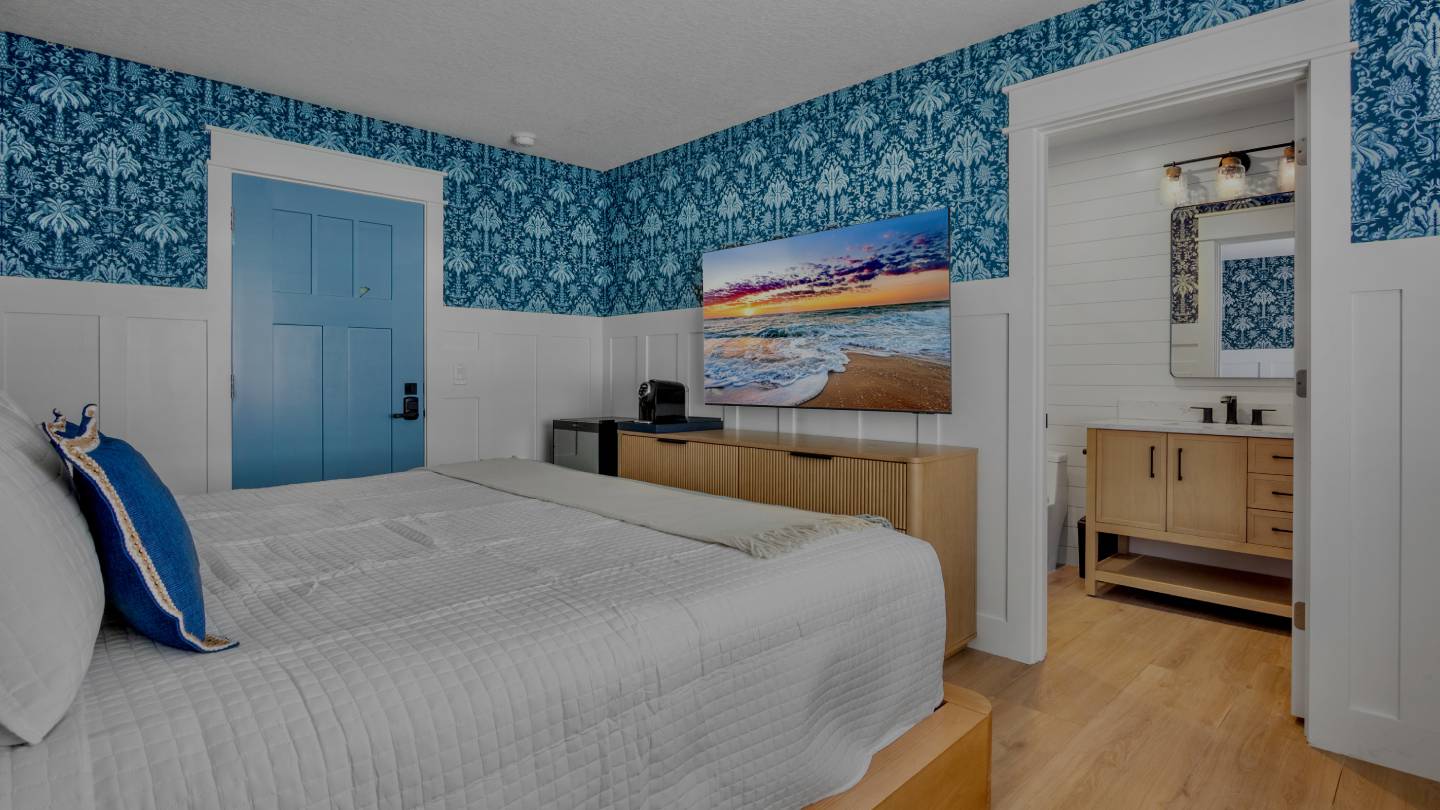 LUMARA Resorts opens Azul Siesta Key boutique hotel in Florida